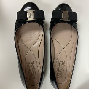 SALVATORE FERRAGAMO FLAT SHOES